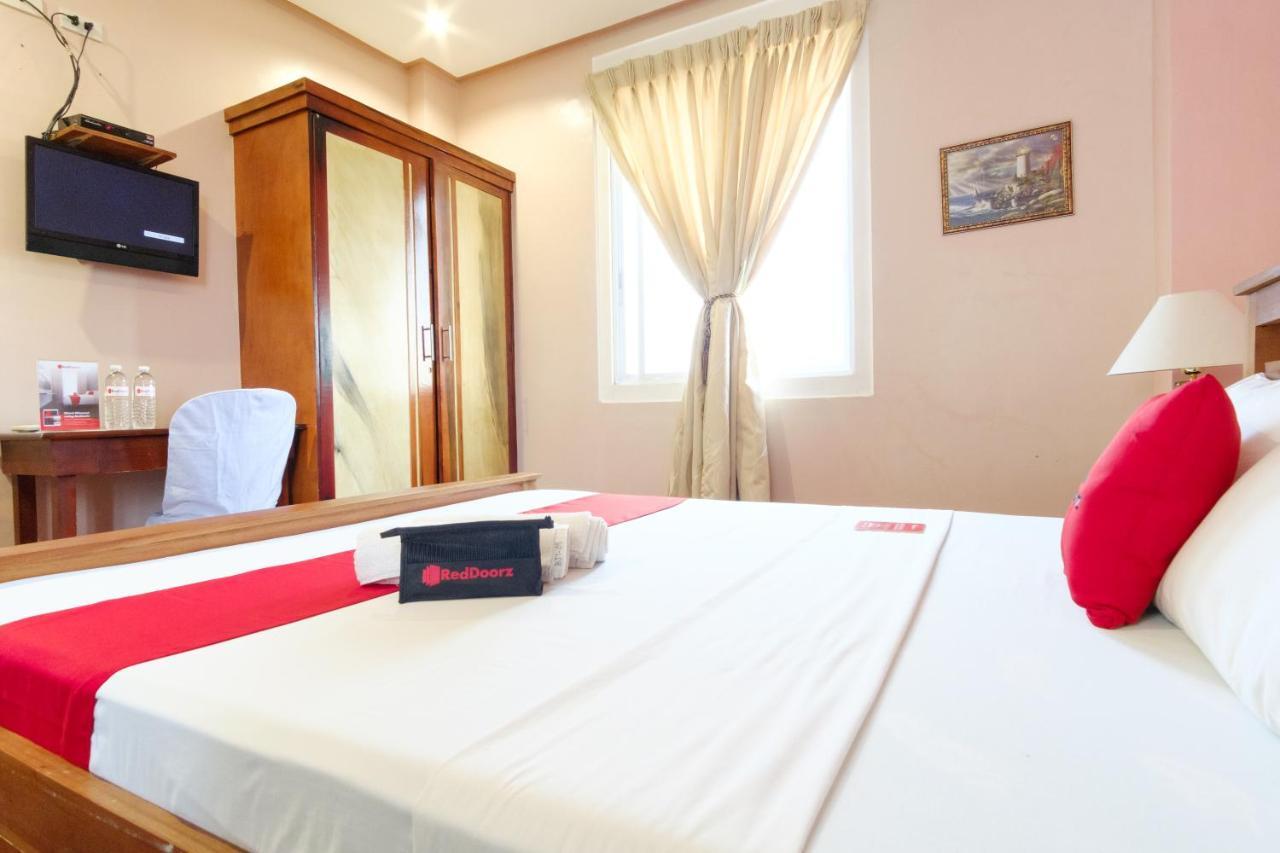 Reddoorz Near Camp Montelibano Hotel Баколод Екстериор снимка